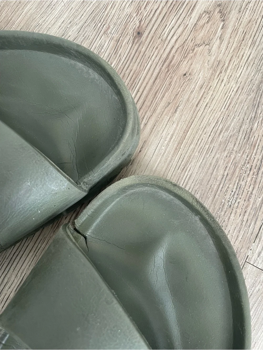 Men Size 11 Birkenstock Arizona sandals Olive Green EU 44